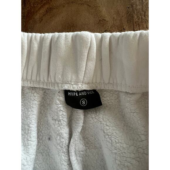 Hype Women's Grey Red University of Arizona Joggers Sweatpants Size Small - Picture 3 of 6